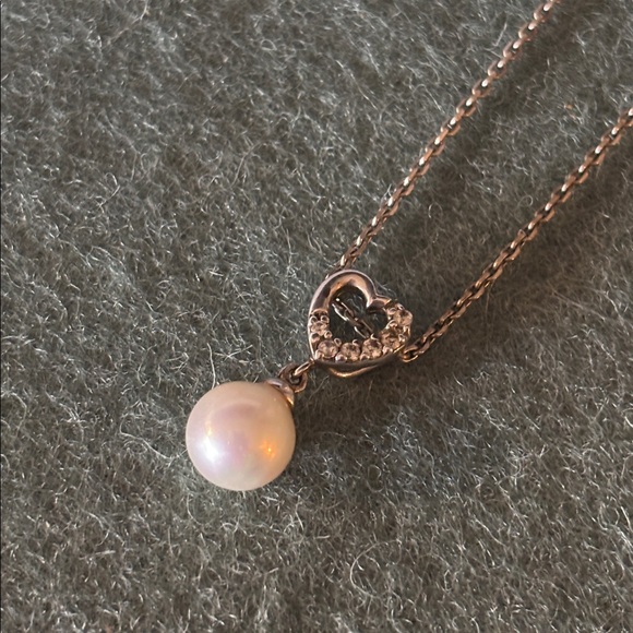 🩶 Sterling Silver Full of Love Heart & Pearl Pendant w/ Pave Crystals - Picture 3 of 6